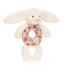 Hochet Lapin Jellycat – Blossom Cream Bunny ‘Berry’ – Photo 1